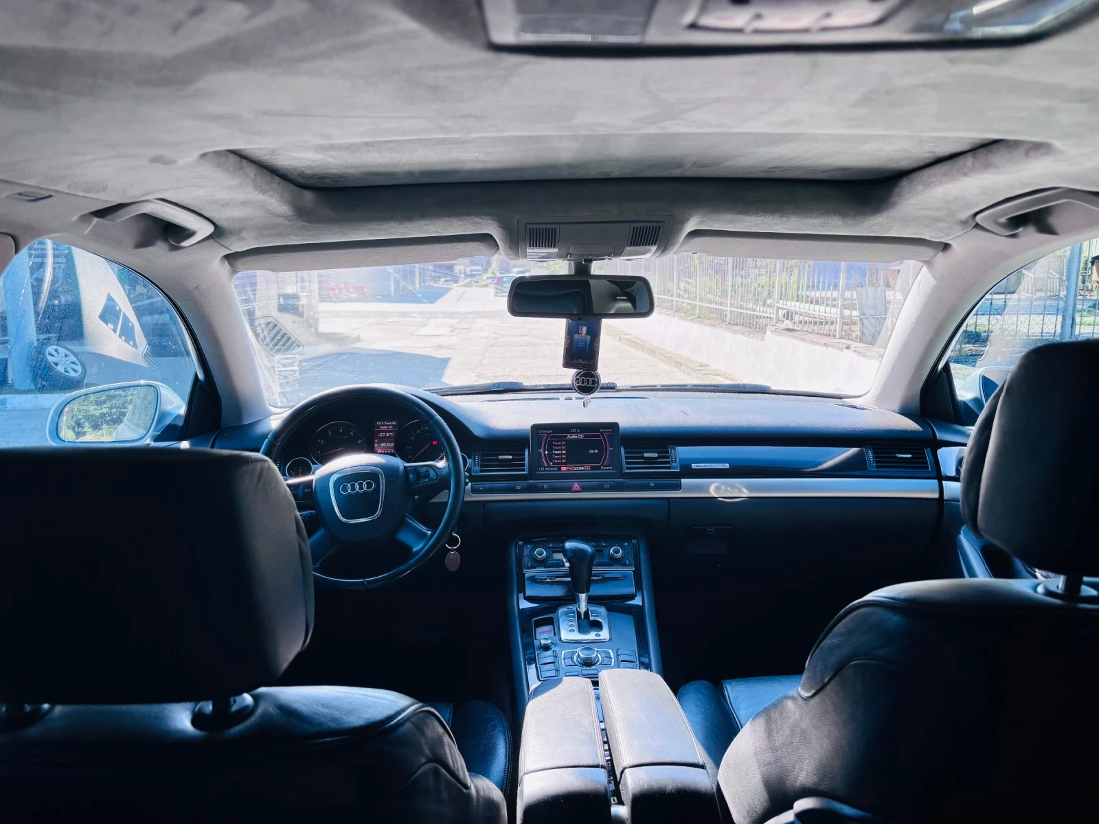 Audi A8 4.2 , снимка 11 - Автомобили и джипове - 55709150