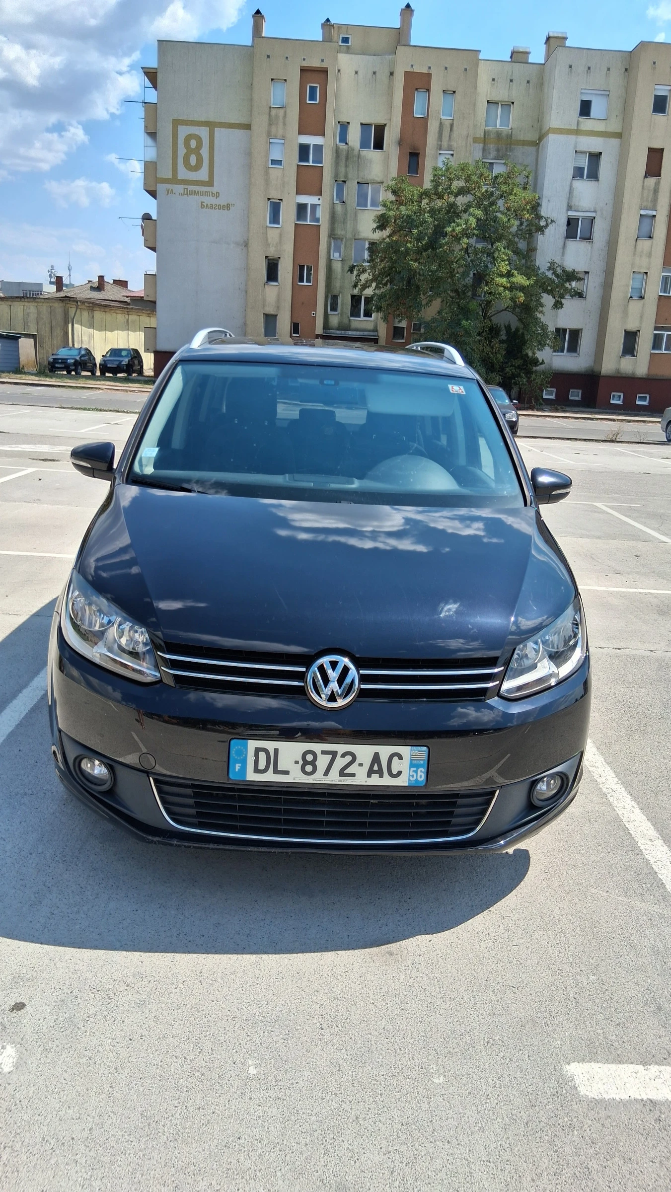 VW Touran, снимка 2 - Автомобили и джипове - 55975673