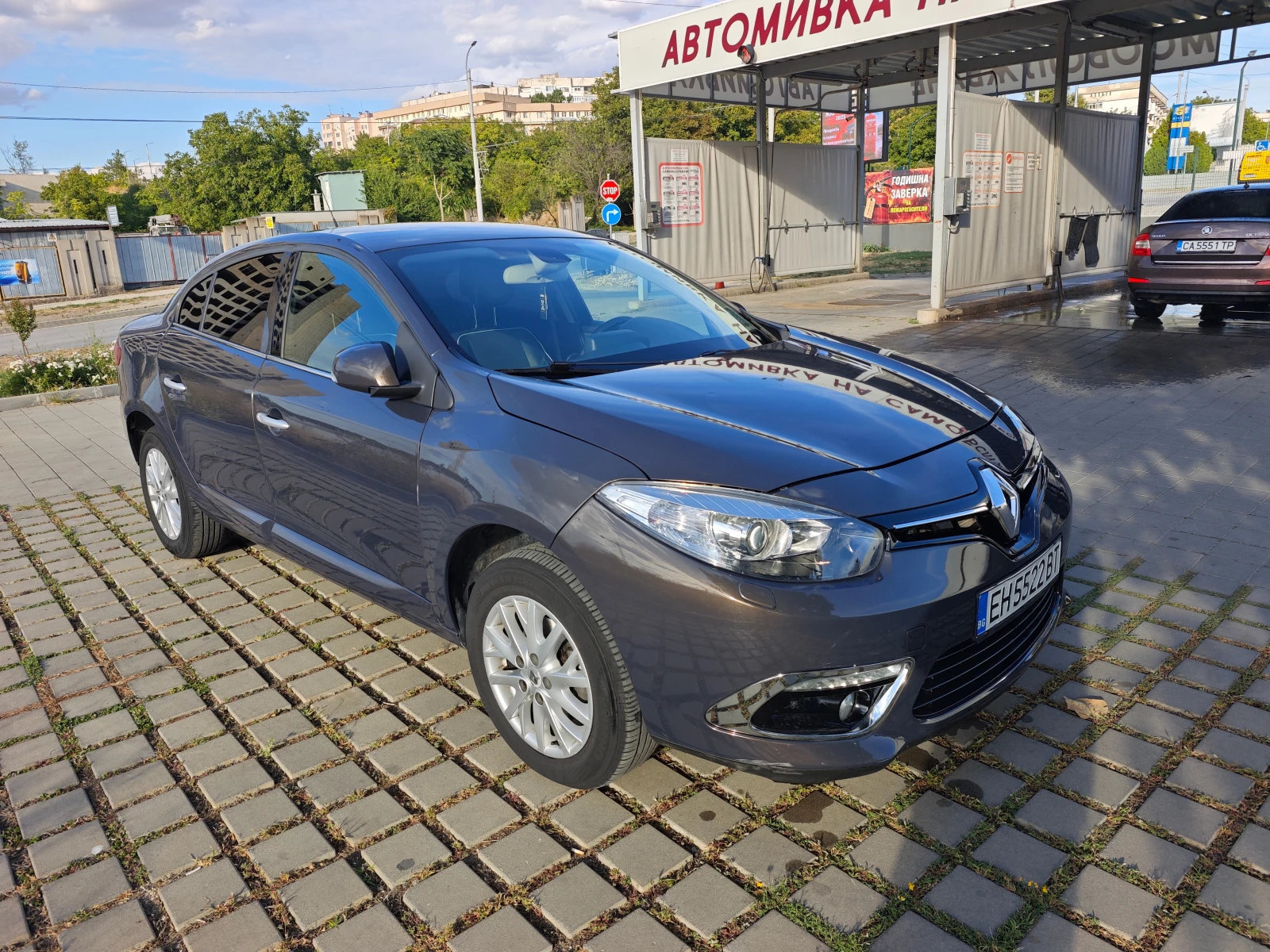 Renault Fluence, снимка 6 - Автомобили и джипове - 56092263