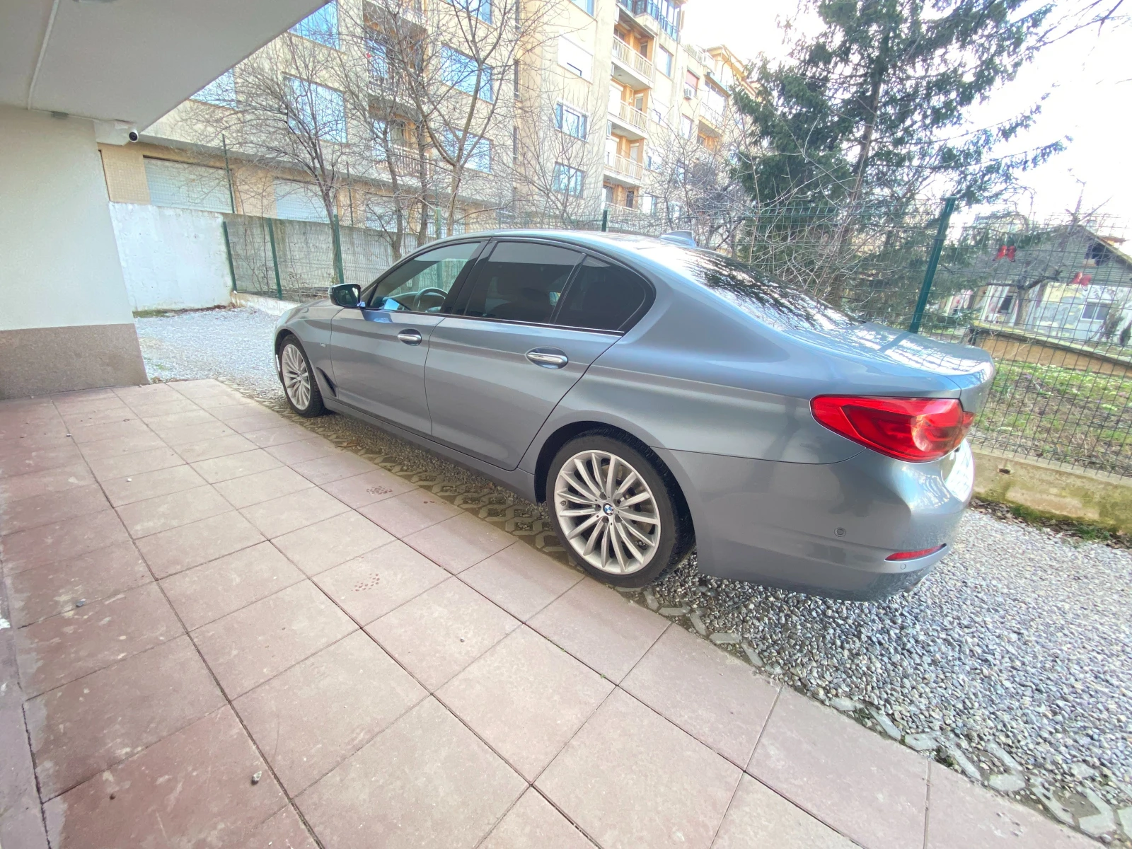 BMW 530 xdrive, снимка 5 - Автомобили и джипове - 56301079
