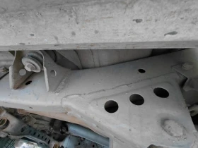 Nissan Terrano - 5000 € / 9779.15 лв. - 33238905 3