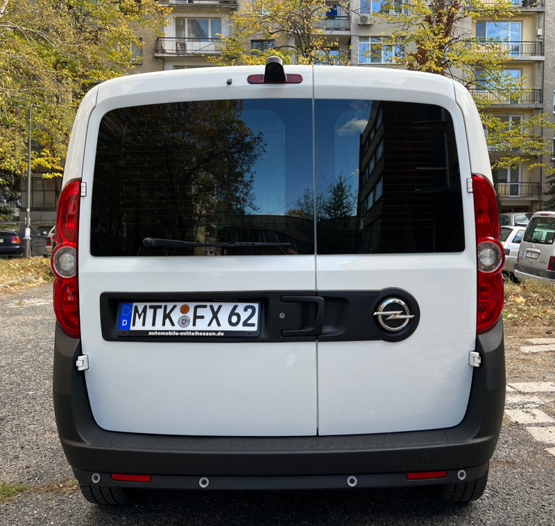 Opel Combo MAXI 1.3 CDTI 90к.с., снимка 4 - Автомобили и джипове - 43673555