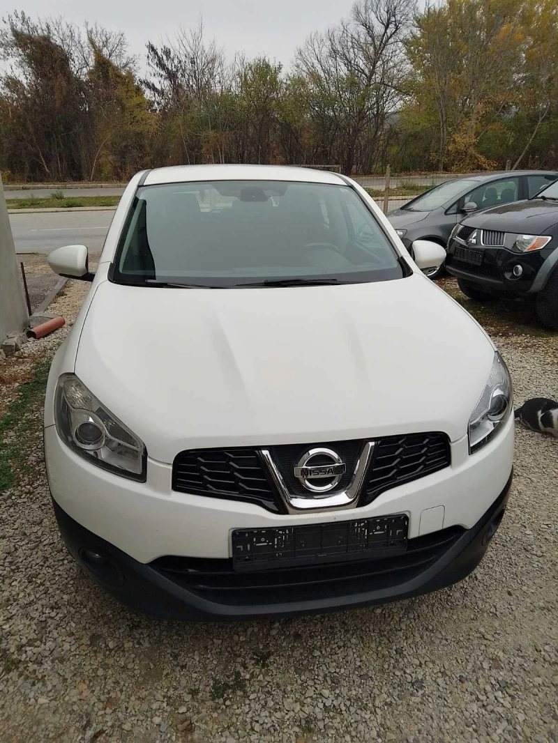 Nissan Qashqai 1.5dci, снимка 1 - Автомобили и джипове - 47943451