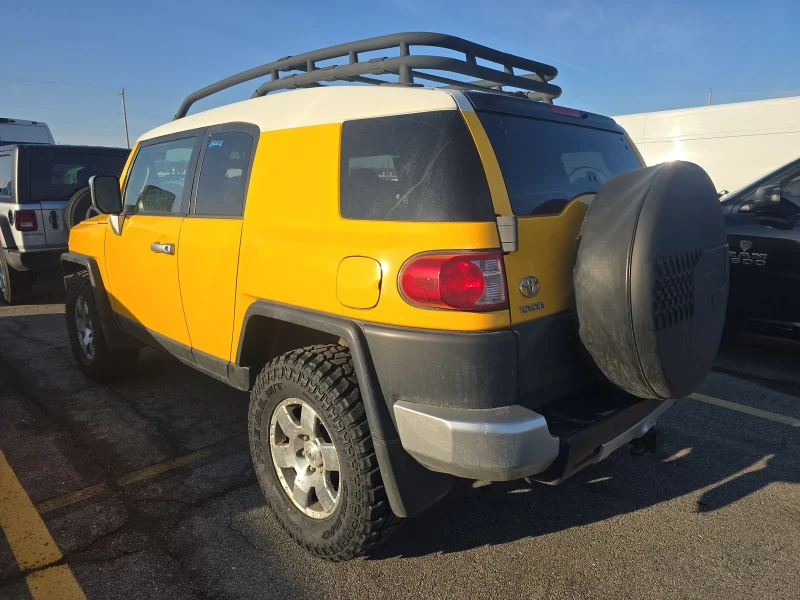 Toyota Fj cruiser, снимка 6 - Автомобили и джипове - 49592334