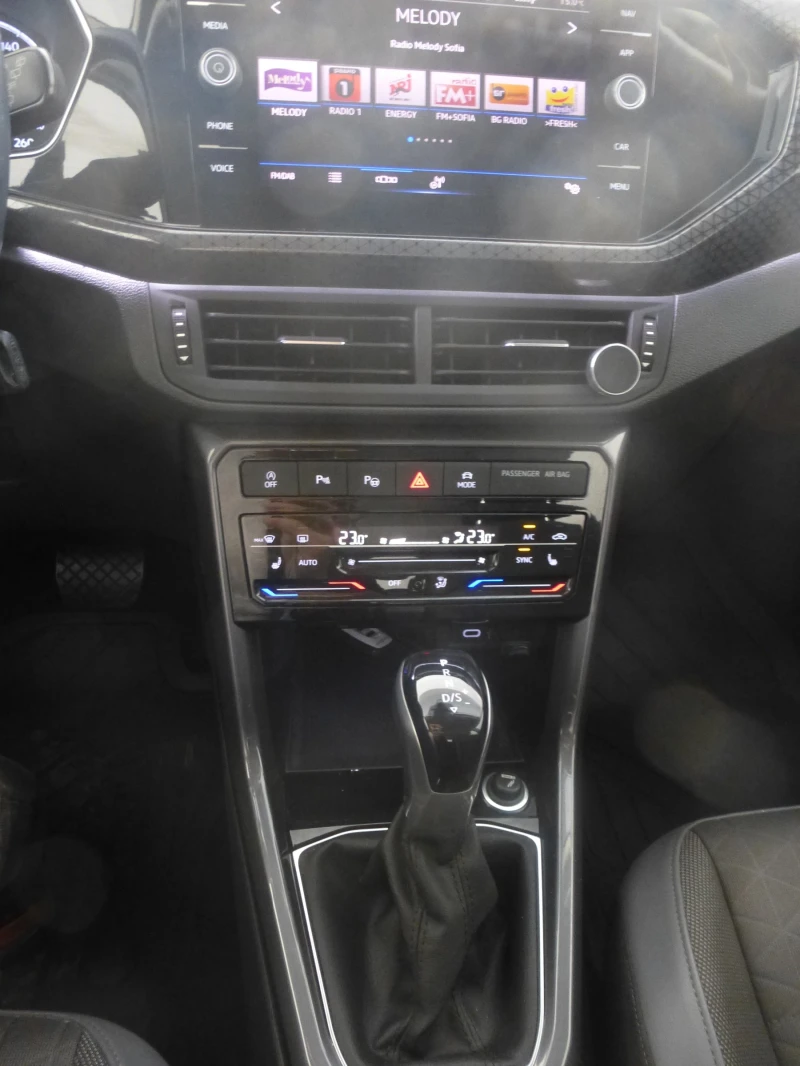 VW T-Cross 1.5 TSI 7DSG Style, снимка 10 - Автомобили и джипове - 53237424