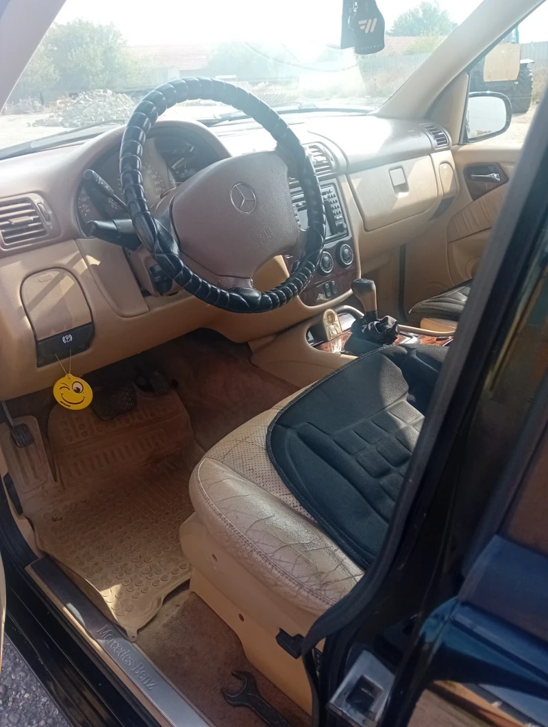 Mercedes-Benz ML 270 AMG пакет, снимка 11 - Автомобили и джипове - 52830772