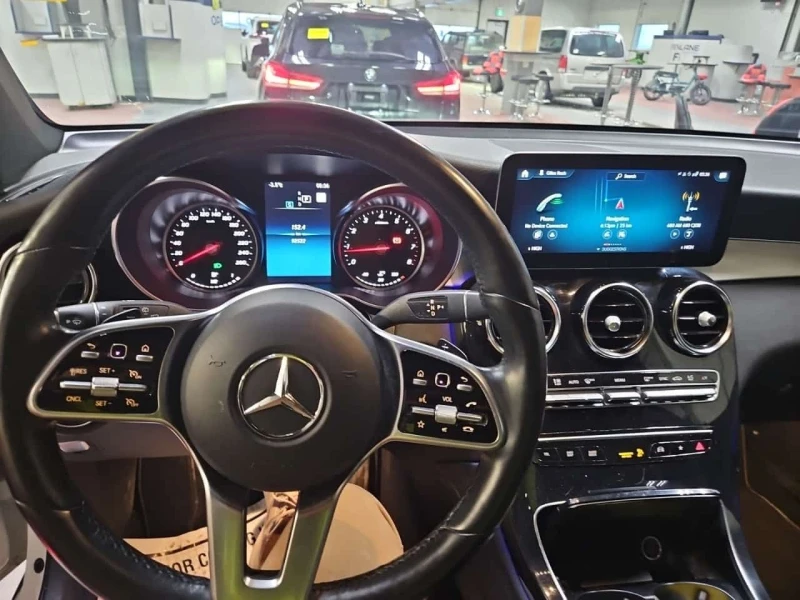Mercedes-Benz GLC 300 4MATIC * 360 * PANO* KEYLESS  * OFF-ROAD* , снимка 10 - Автомобили и джипове - 53529610