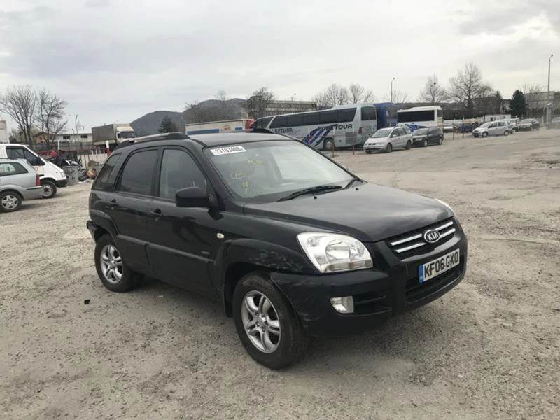 Kia Sportage 2.0crdi 140ps на части, снимка 4 - Автомобили и джипове - 21224545