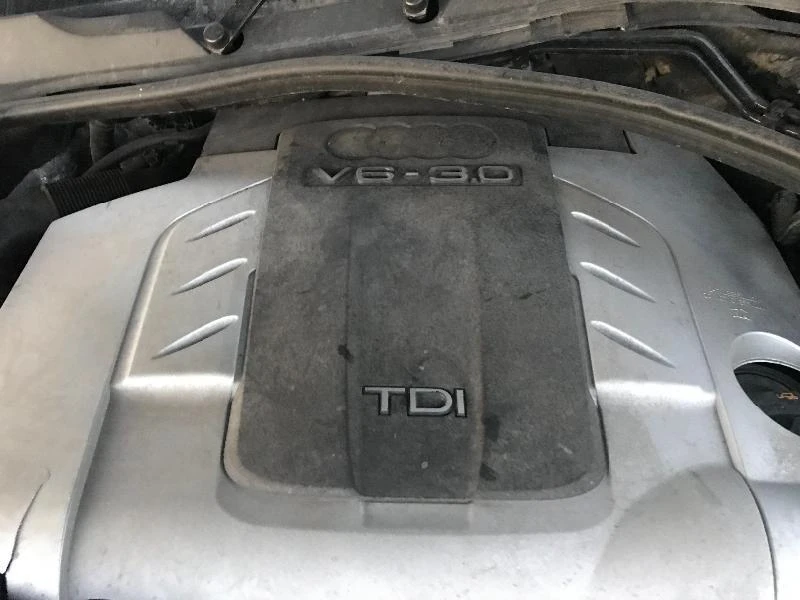 Audi Q7 3.0TDI,Автомат,Панорама, снимка 6 - Автомобили и джипове - 22993346