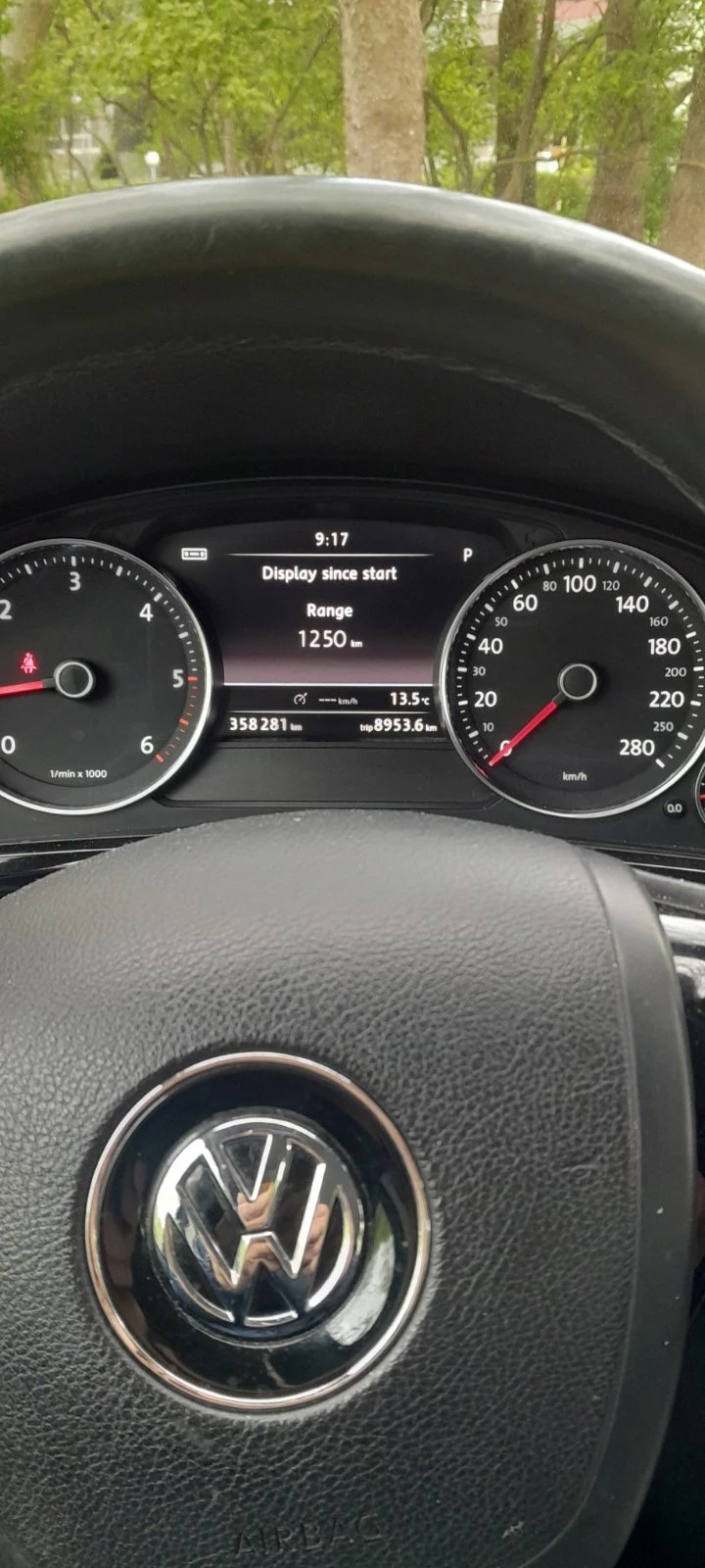 VW Touareg, снимка 4 - Автомобили и джипове - 54554419