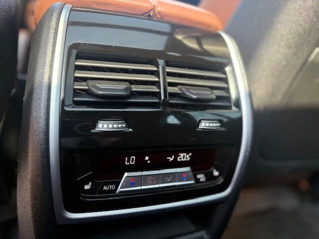 BMW X5 xDrive40i/HK/HUD/ОБДУХ/ПАНОРАМА/M SPORT PKG/, снимка 17 - Автомобили и джипове - 56215477