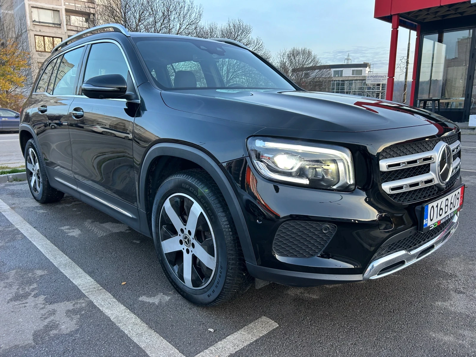 Mercedes-Benz GLB 200d AMG * УДЪЛЖЕНА ГАРАНЦИЯ * ПЪЛЕН СЕРВИЗ * , снимка 1