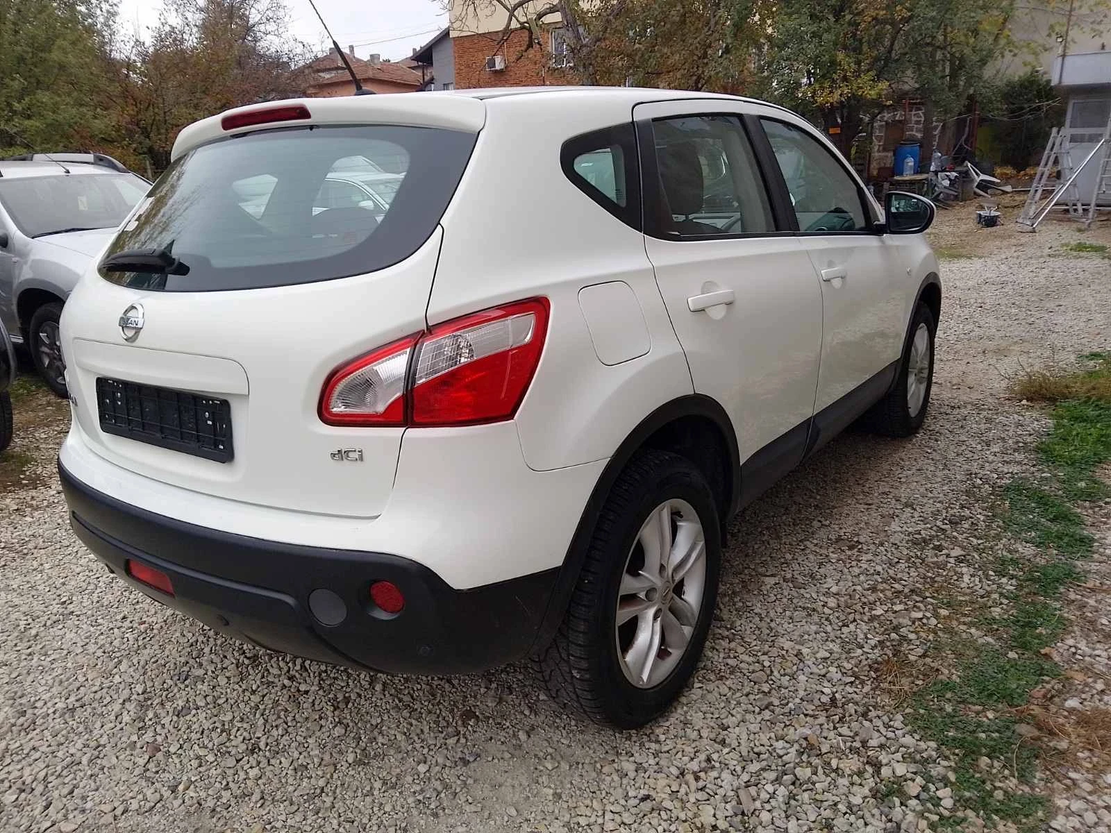 Nissan Qashqai 1.5dci - изображение 6