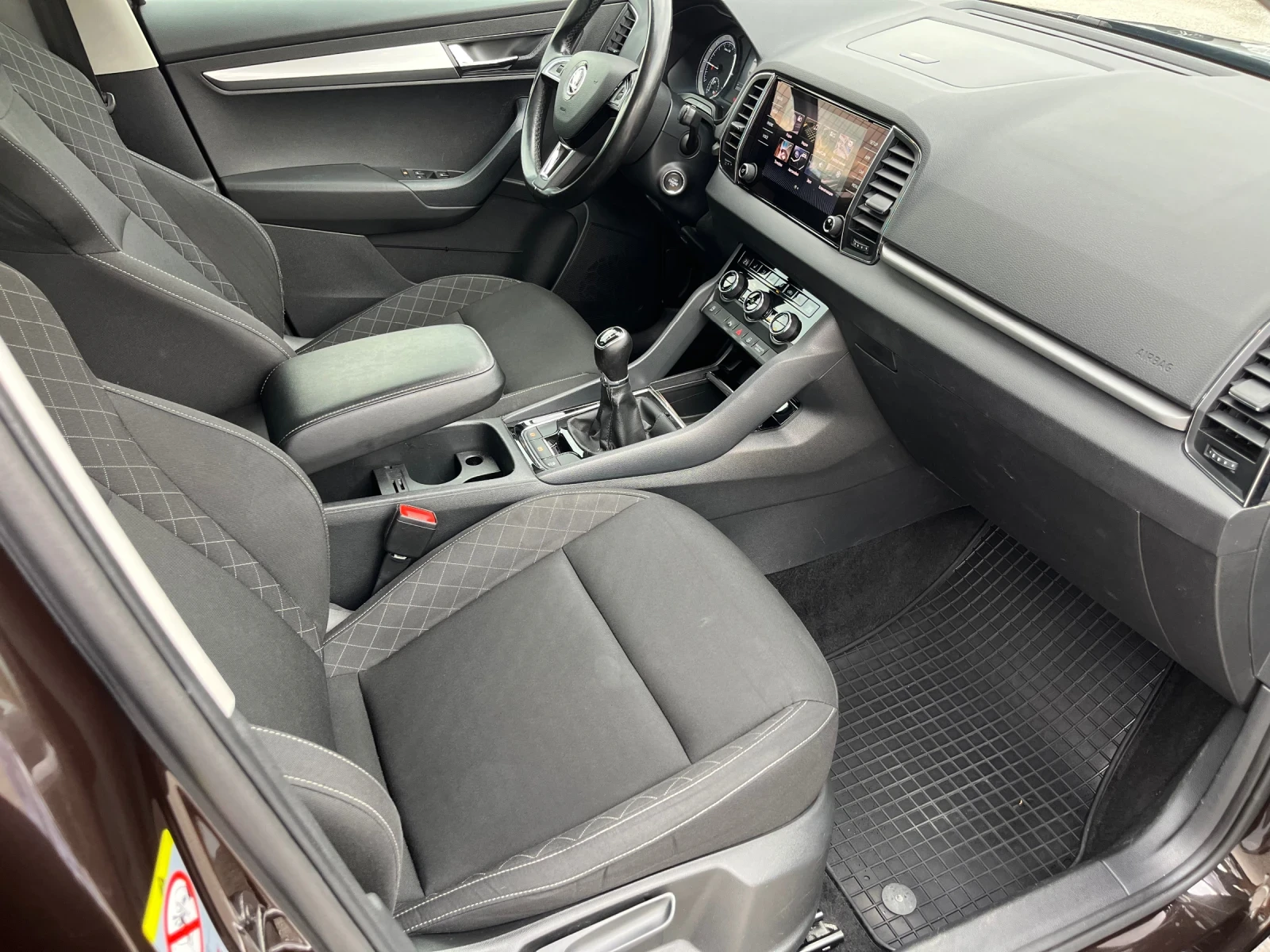 Skoda Karoq 1, 6 TDI  - изображение 9