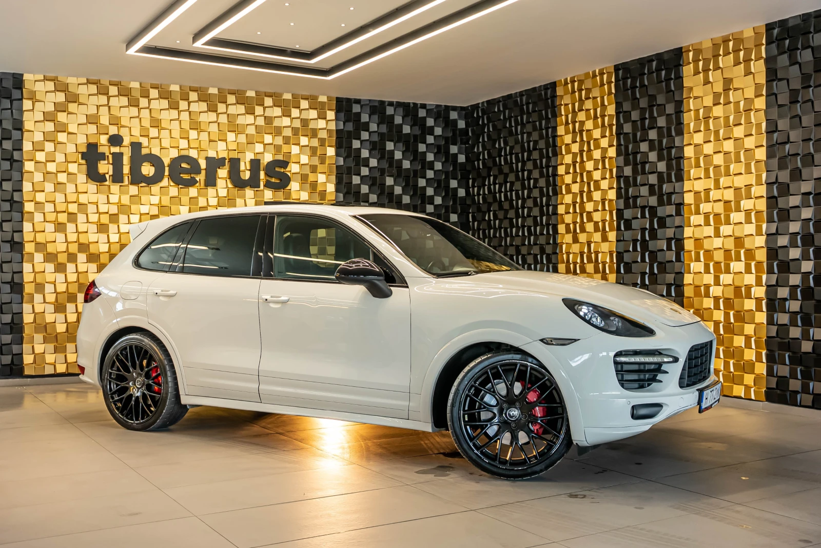 Porsche Cayenne GTS Aero Pack - изображение 2