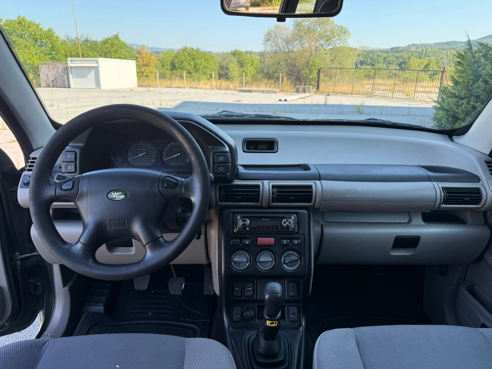 Land Rover Freelander 2.0 TD Клима. - изображение 8