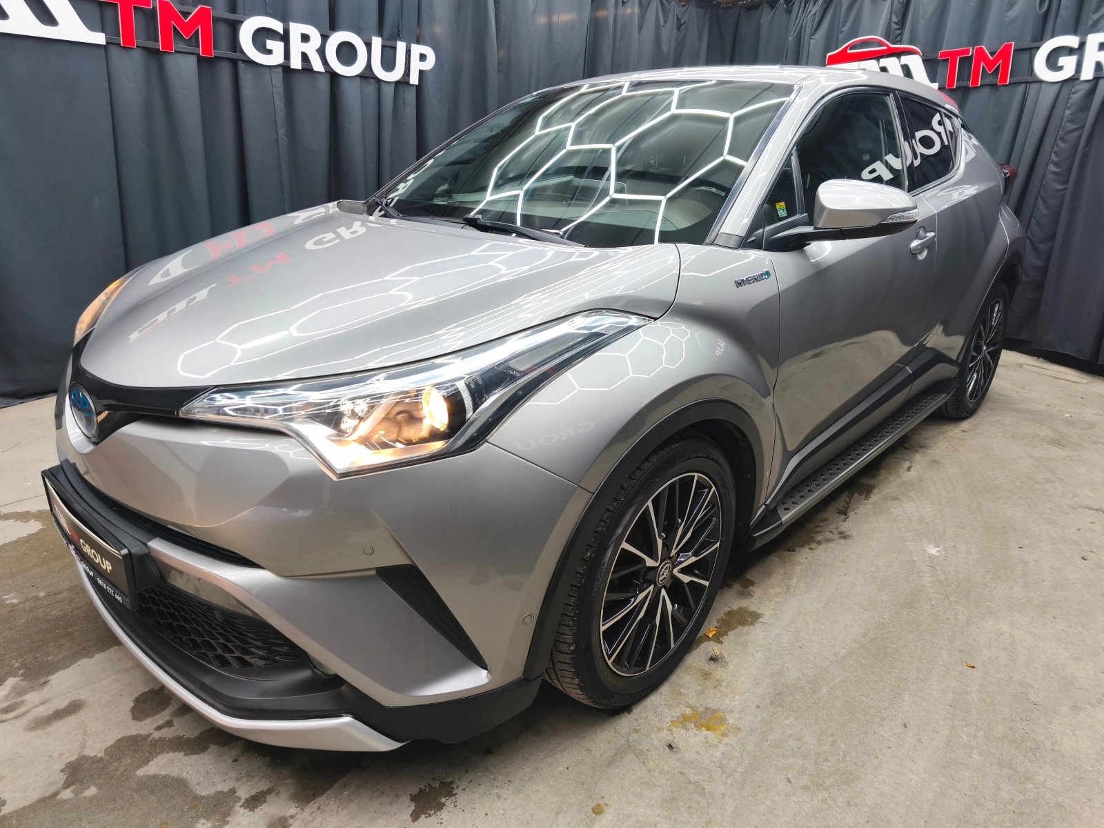 Toyota C-HR 1.8 Hybrid Automatic * 85000km* FULL* Euro6B | Mobile.bg   1