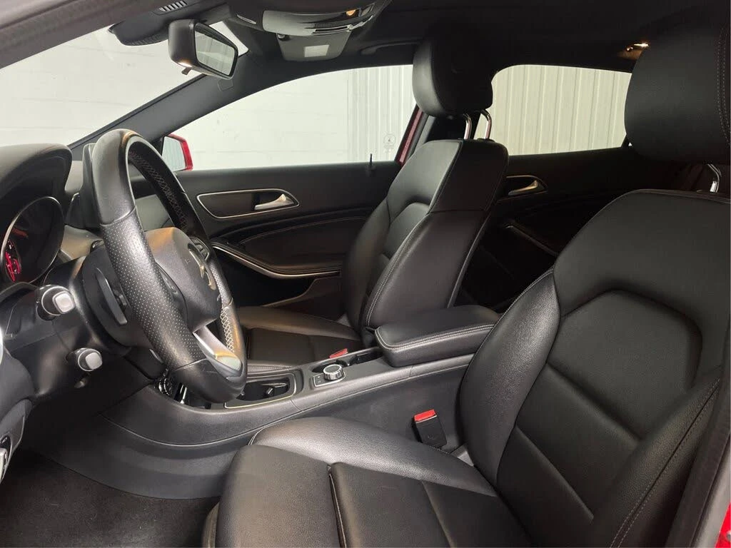 Mercedes-Benz GLA 250 4Matic* AWD* АвтоКредит* (ЦЕНА ДО БГ) - изображение 10