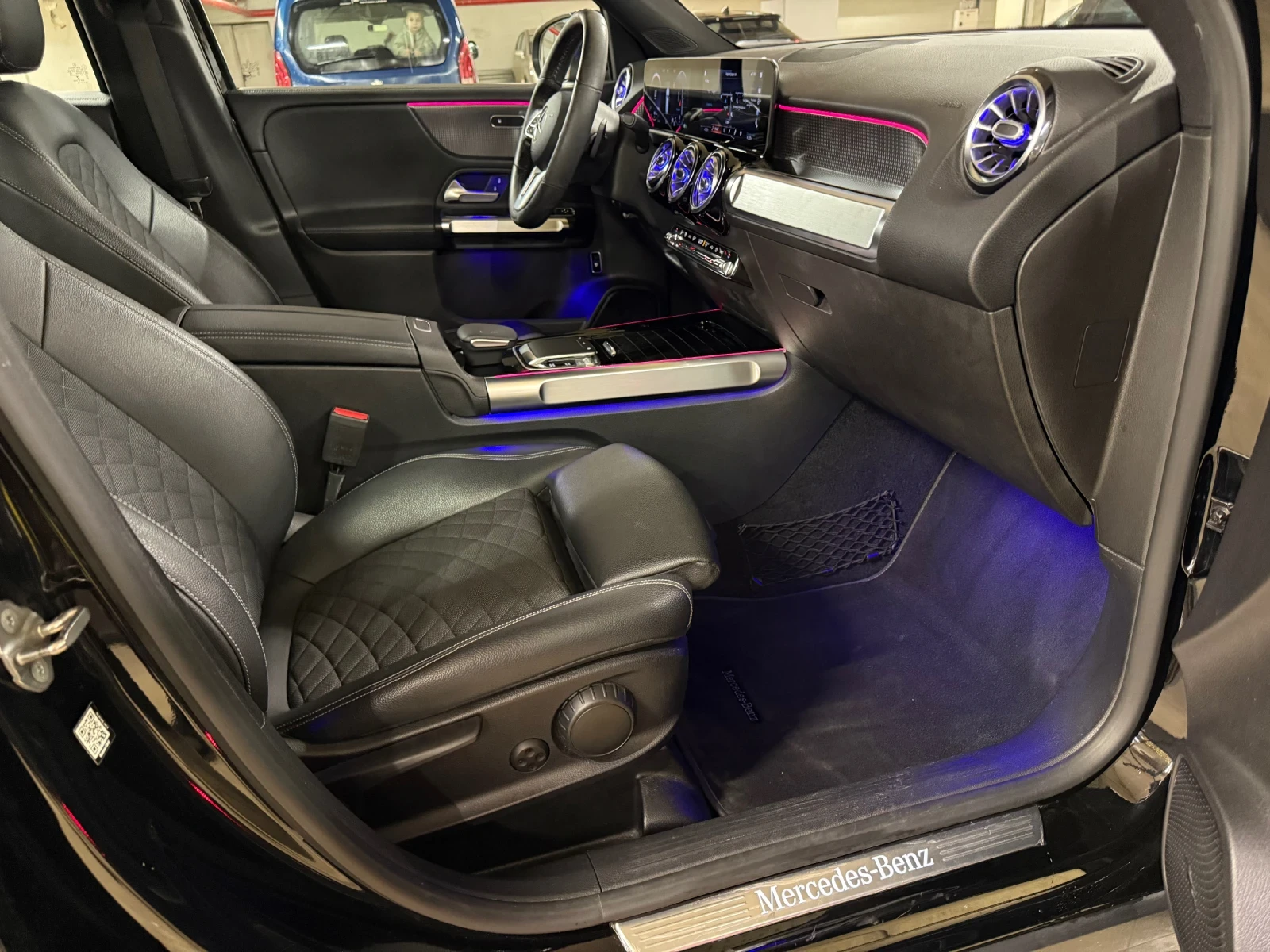 Mercedes-Benz GLB 200d AMG *  *  *    | Mobile.bg   15