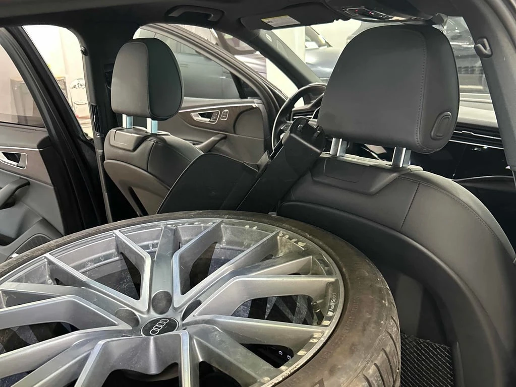 Audi Q7 * Technik * CARFAX * ���� �� �� | Mobile.bg � ����������� 13