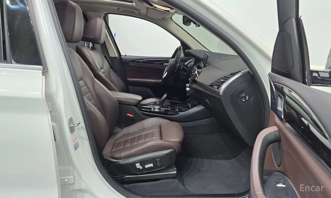 BMW X3, снимка 11 - Автомобили и джипове - 54552615