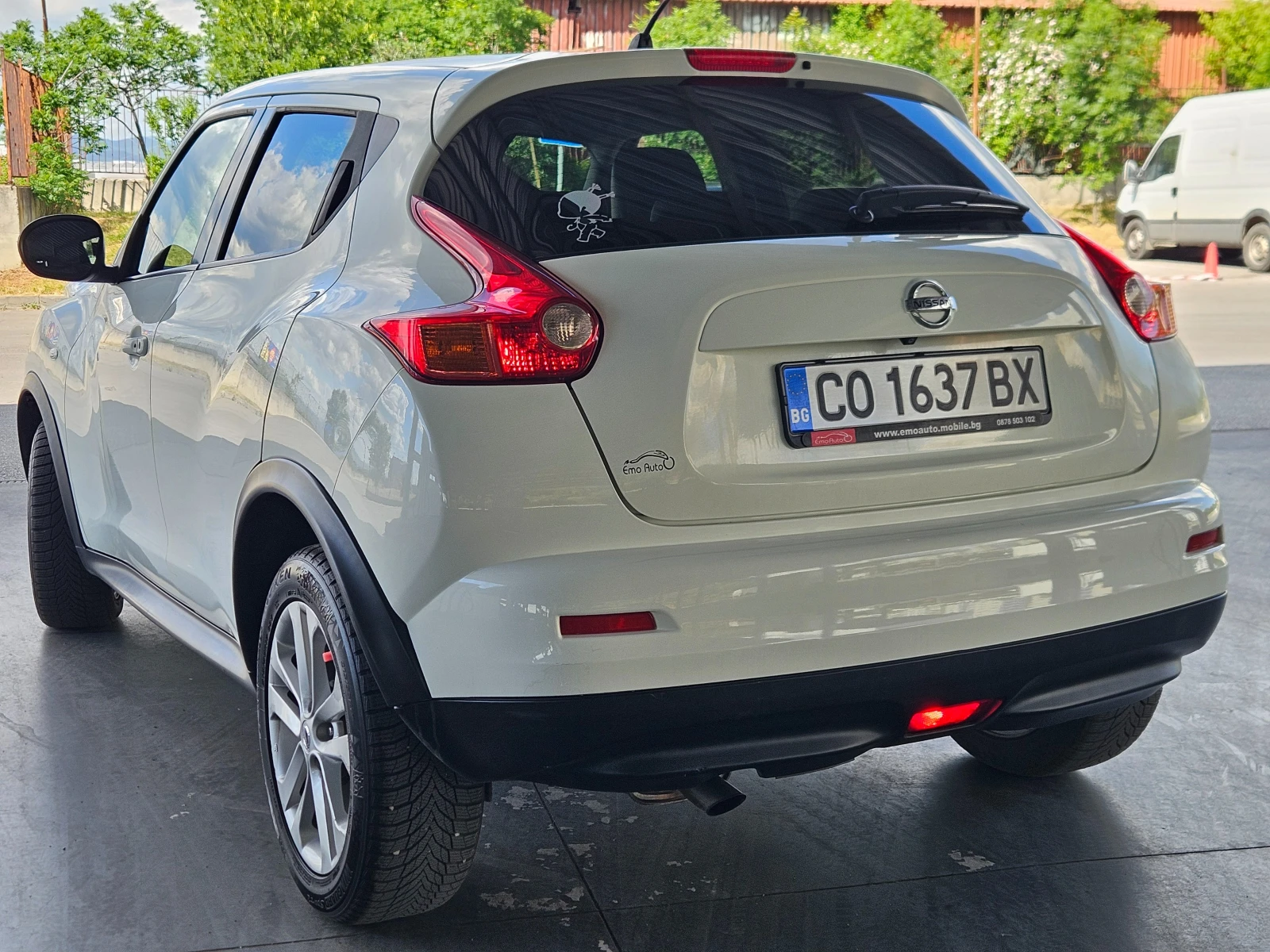 Nissan Juke, снимка 3 - Автомобили и джипове - 54722136