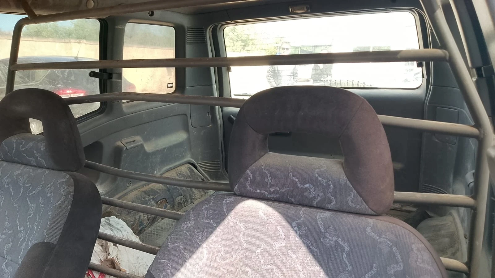 Nissan Terrano 2.7 TDI 125, снимка 11 - Автомобили и джипове - 54807407