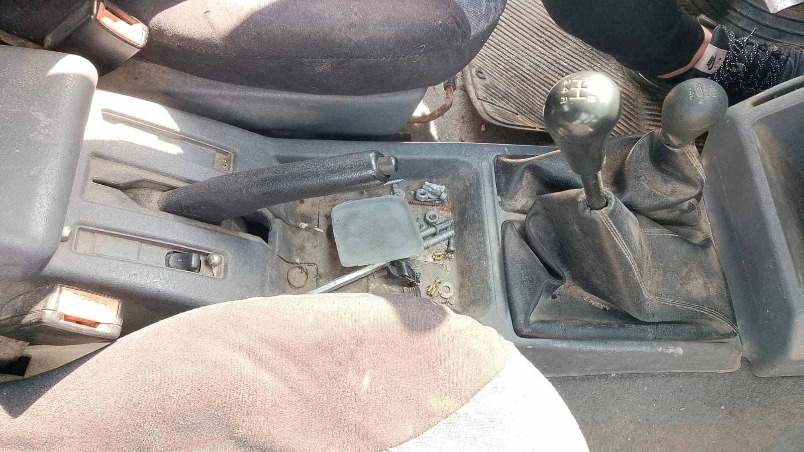 Nissan Terrano 2.7 TDI 125, снимка 8 - Автомобили и джипове - 54807407