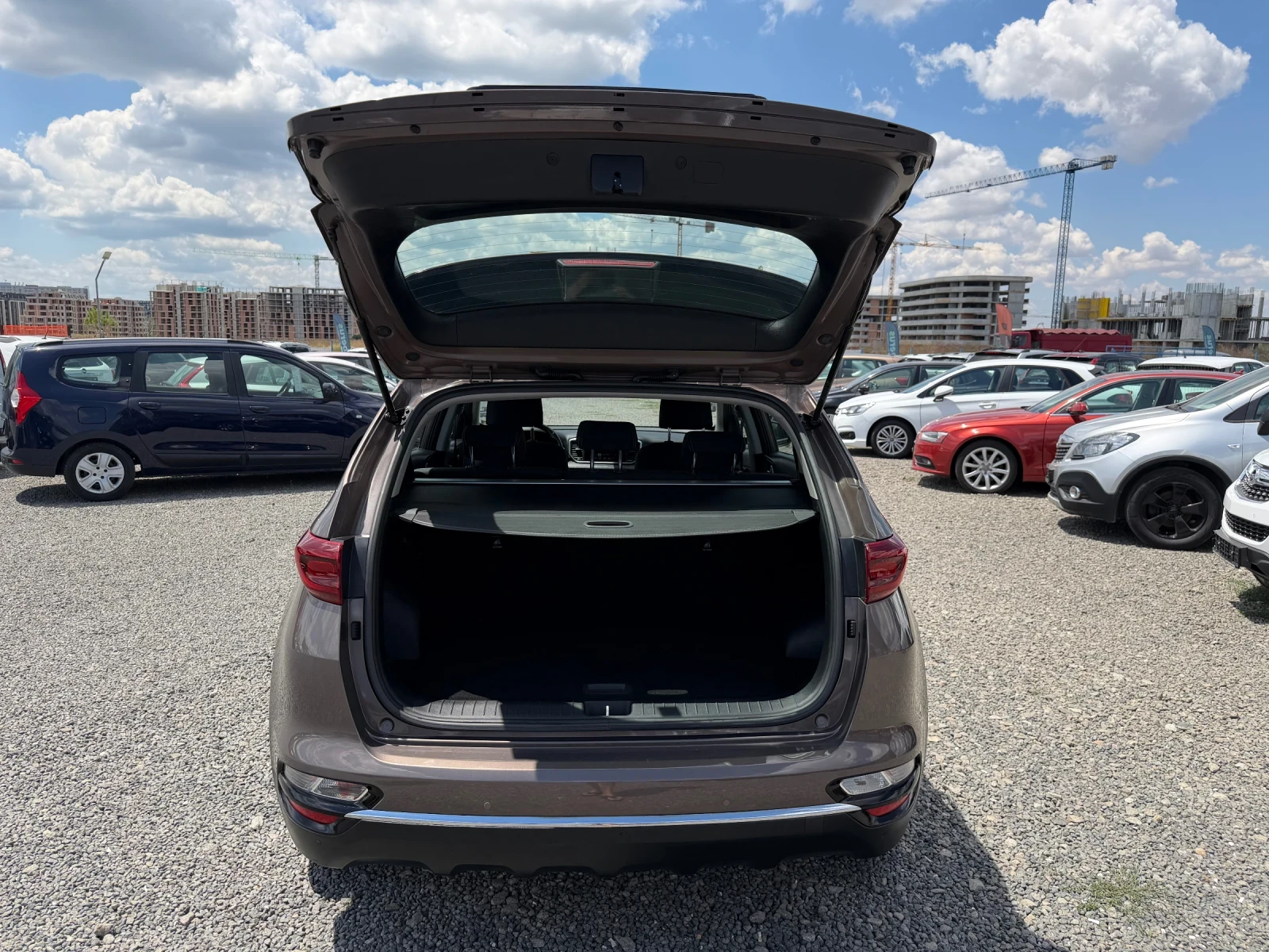 Kia Sportage 1.6GDI БЕНЗИН 100% на ГАЗ 78000км.НОВА, снимка 15 - Автомобили и джипове - 55277439