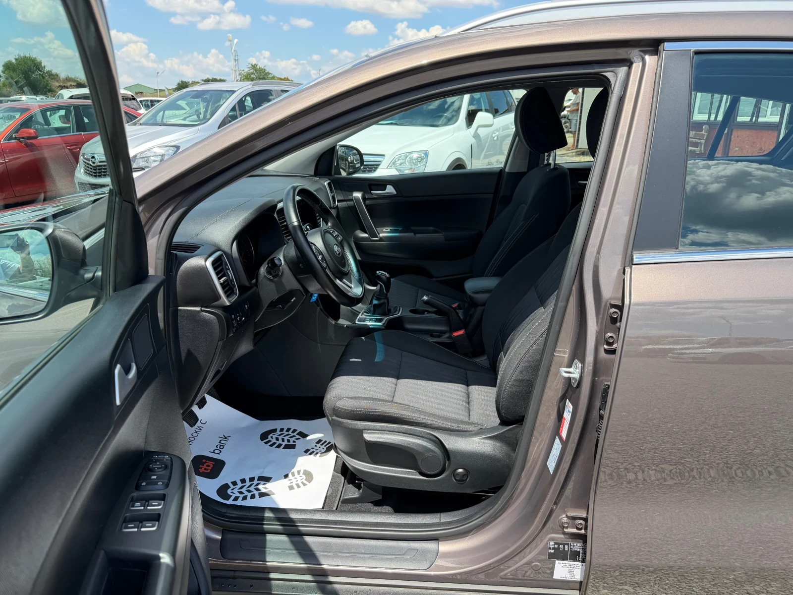 Kia Sportage 1.6GDI БЕНЗИН 100% на ГАЗ 78000км.НОВА, снимка 7 - Автомобили и джипове - 55277439