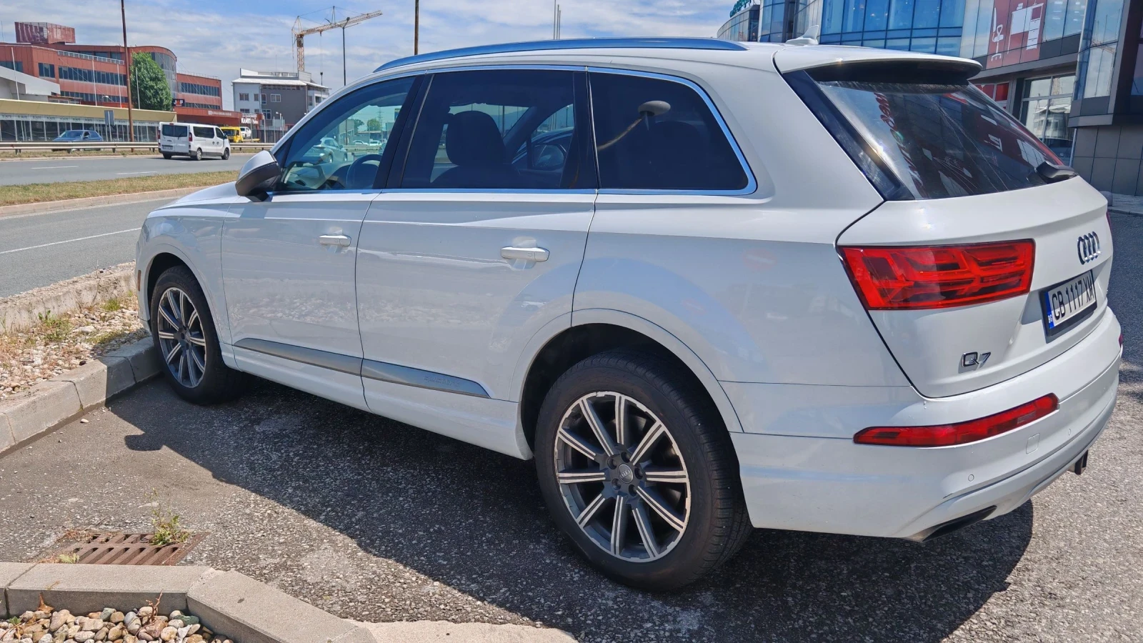 Audi Q7 3.0 TFSI / HEAD-UP/Обдухване/7 места/Massage/, снимка 12 - Автомобили и джипове - 55432830
