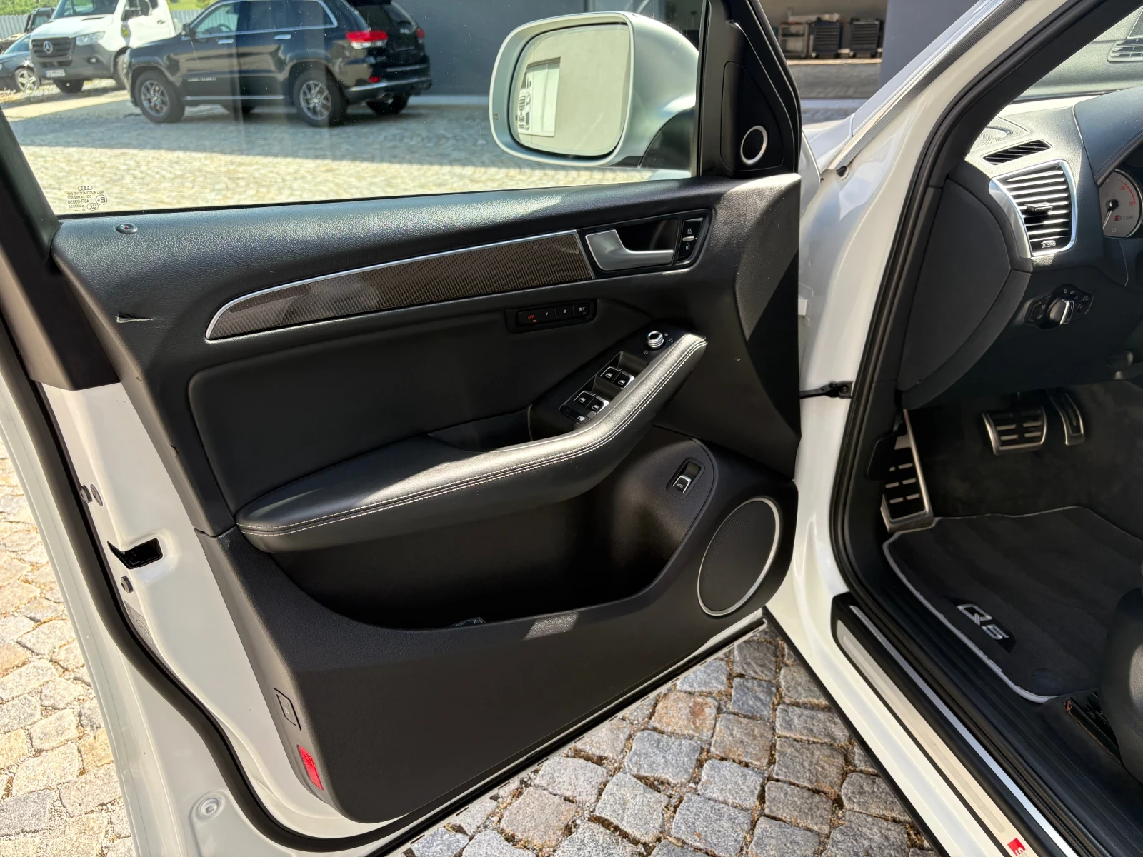 Audi SQ5, снимка 14 - Автомобили и джипове - 55439834