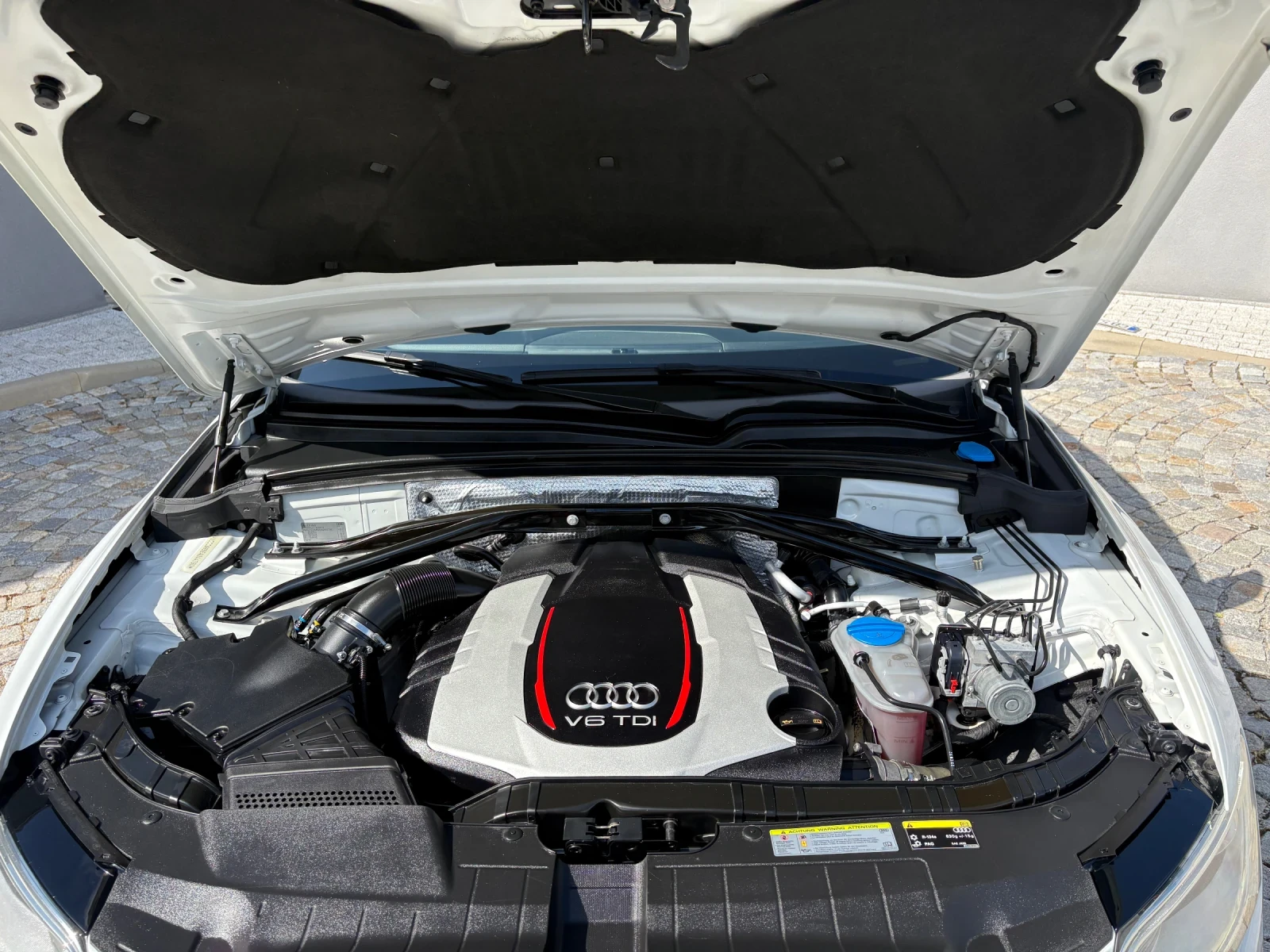 Audi SQ5, снимка 17 - Автомобили и джипове - 55439834