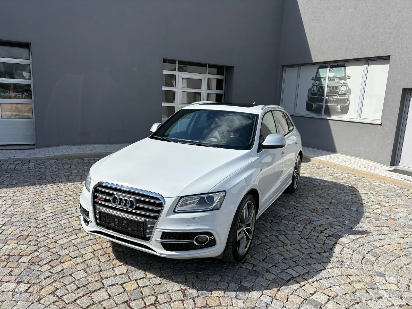 Audi SQ5, снимка 2 - Автомобили и джипове - 55439834