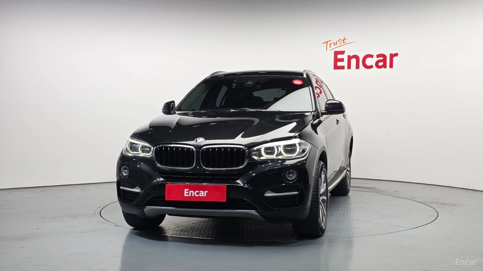 BMW X6 30d* 360 КАМЕРА* ДВА КЛЮЧА* ПОДГРЕВ* HEADUP, снимка 3 - Автомобили и джипове - 55615537