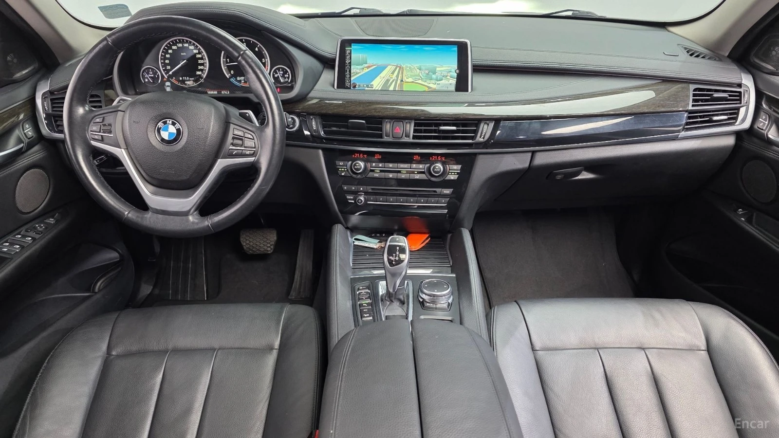 BMW X6 30d* 360 КАМЕРА* ДВА КЛЮЧА* ПОДГРЕВ* HEADUP, снимка 7 - Автомобили и джипове - 55615537