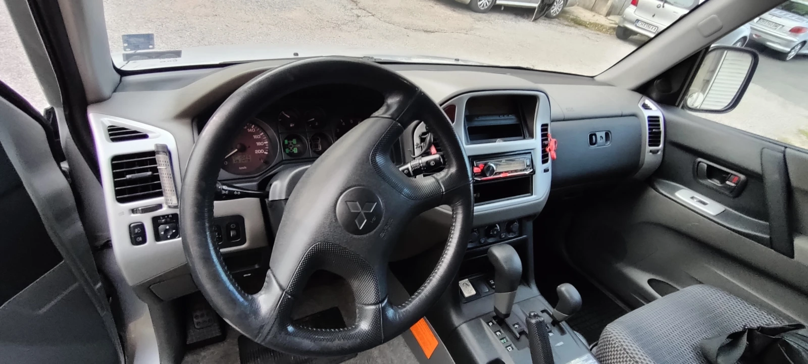 Mitsubishi Pajero 2-3 Врати, снимка 11 - Автомобили и джипове - 55849336
