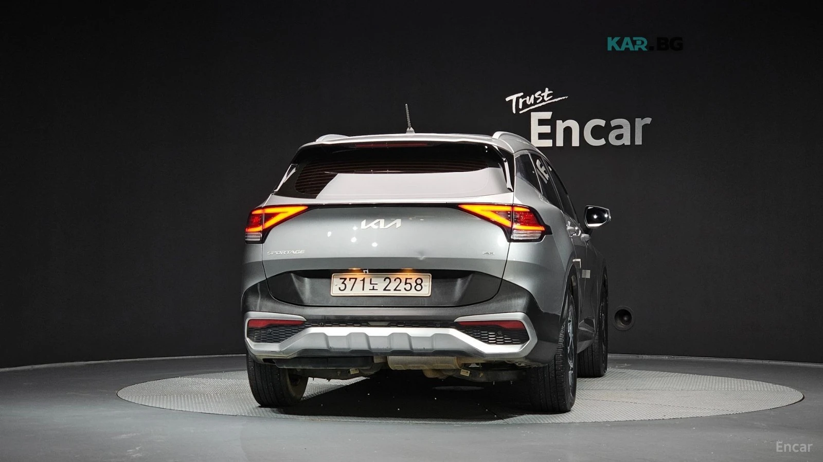 Kia Sportage 2.0D Prestige 4x4* ПОДГРЕВ* ОБДУХВАНЕ* КАМЕРА* , снимка 4 - Автомобили и джипове - 56105586