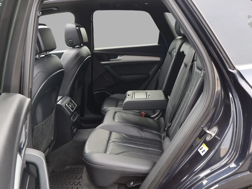 Audi Q5 quattro * Панорама * АвтоКредит (ЦЕНА ДО БГ), снимка 16 - Автомобили и джипове - 56204233