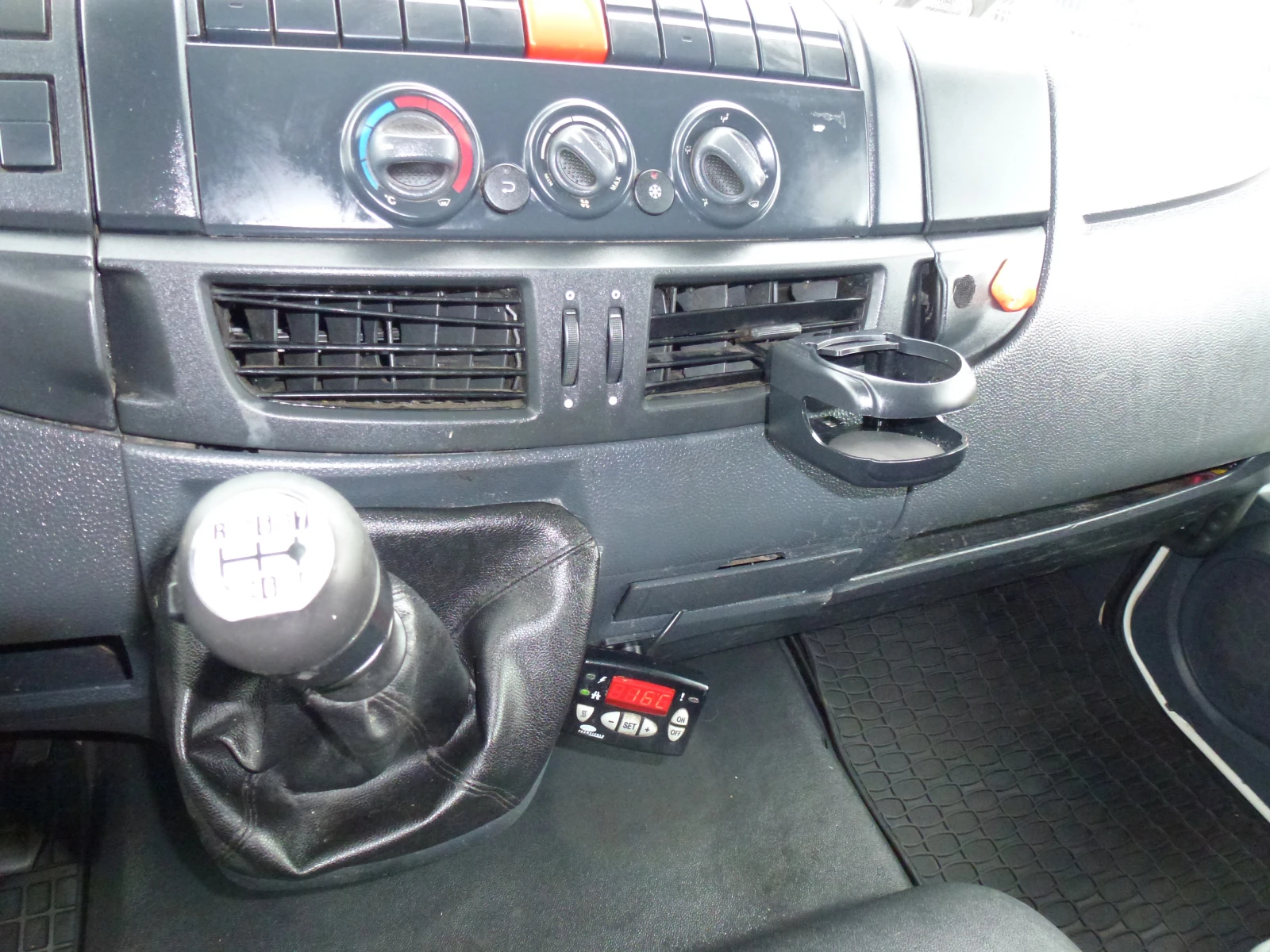 Iveco Eurocargo 190L32  | Mobile.bg   14