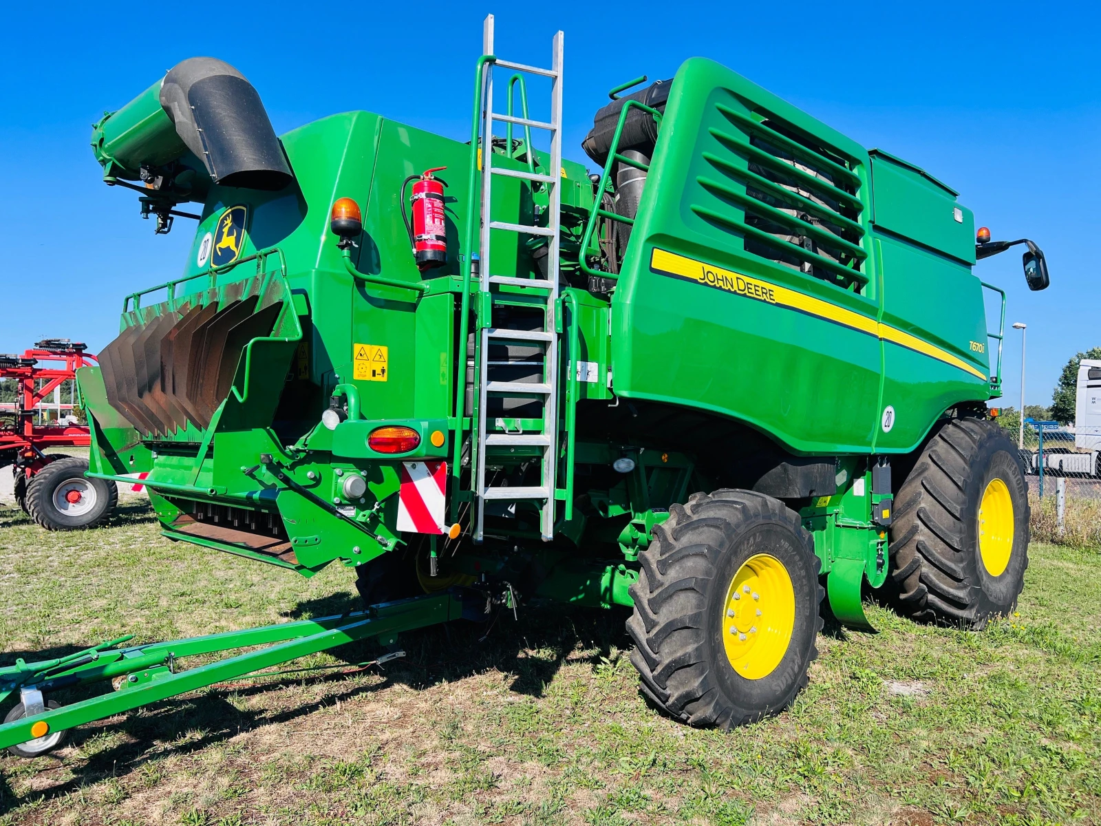 Комбайн John Deere T670i + JD 9.1 МЕТРА VARIO ЛИЗИНГ, снимка 14 - Селскостопанска техника - 56269418
