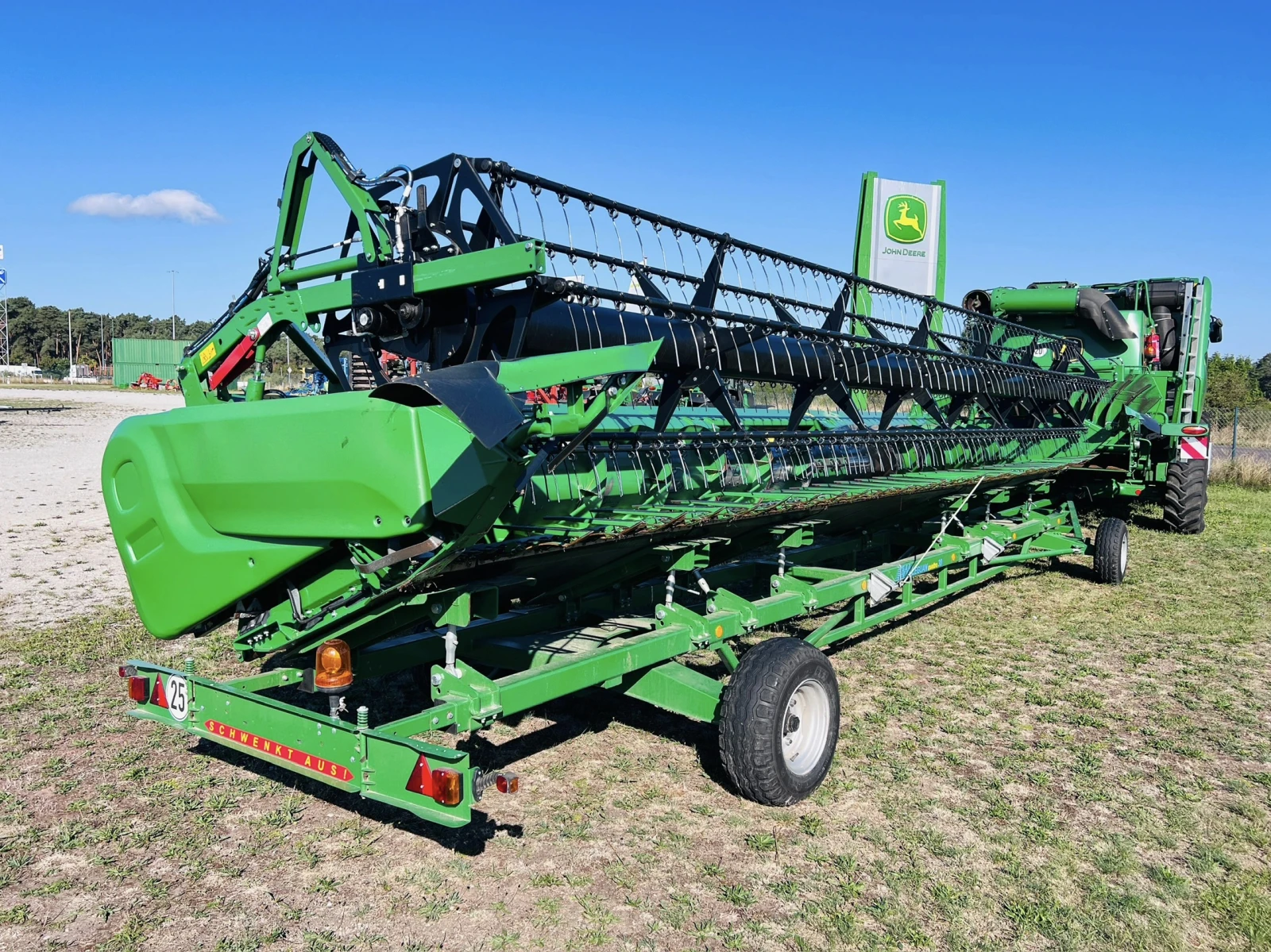 Комбайн John Deere T670i + JD 9.1 МЕТРА VARIO ЛИЗИНГ, снимка 11 - Селскостопанска техника - 56269418
