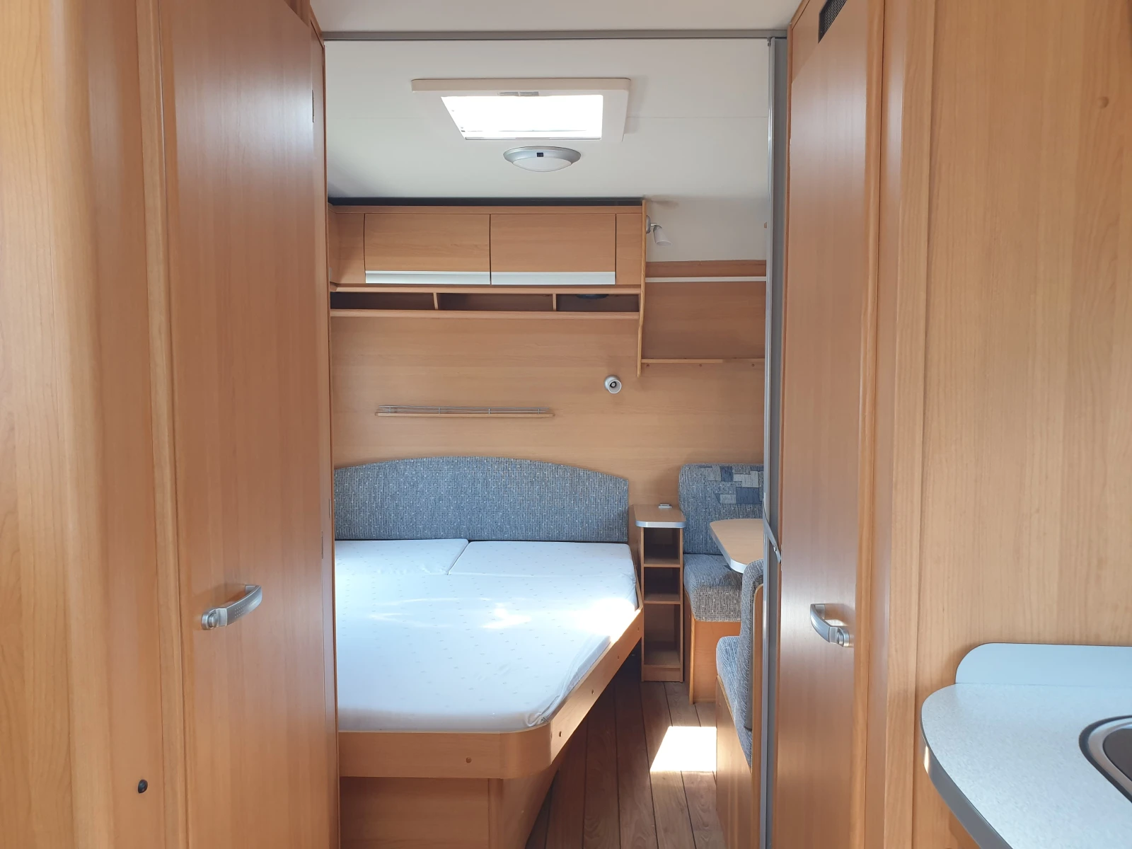 Каравана Kabe CABBY 620 , снимка 9 - Каравани и кемпери - 53422134