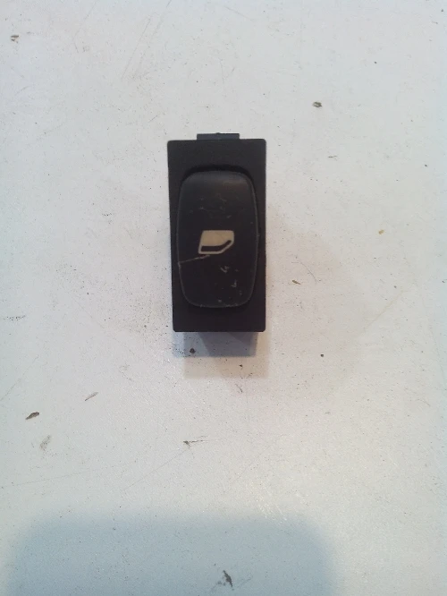 Копче ел.стъкло за Пежо 407 задно