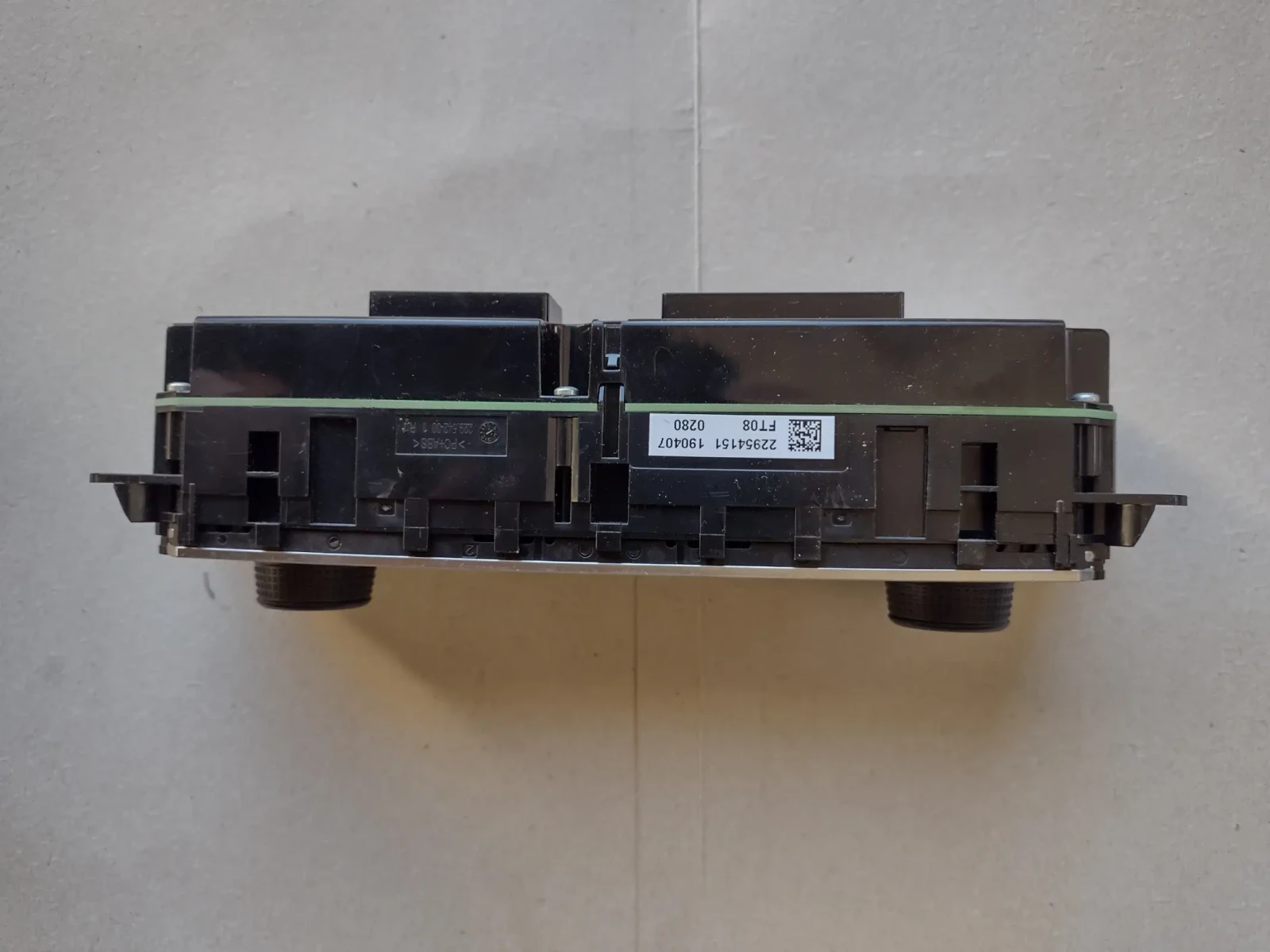 2G0907044N   2G0.907.044.N   ���������� ����������� VW T-CROSS  5HB013827-47 | Mobile.bg � ����������� 3