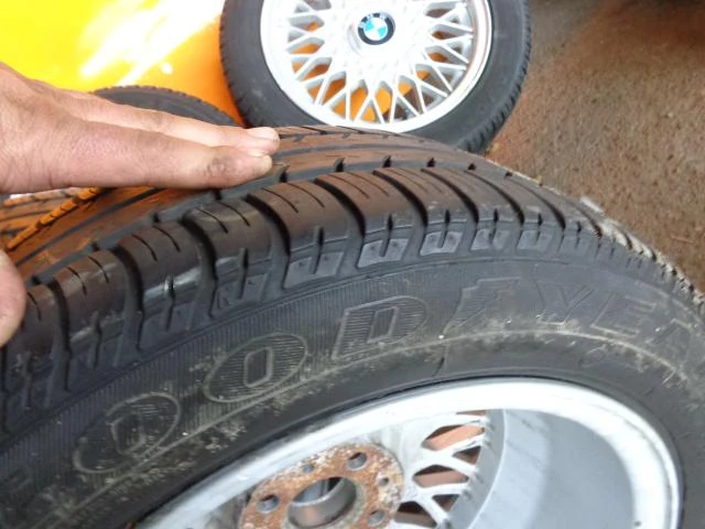 Гуми Летни 205/50R15, снимка 5 - Гуми и джанти - 14100439