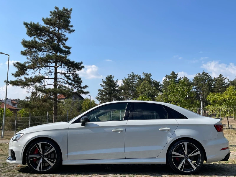 Audi Rs3 Quattro // ВКЛЮЧЕНО ДДС, снимка 11 - Автомобили и джипове - 41966738