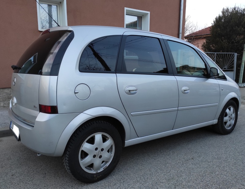 Opel Meriva 1.6i 105 к.с. газ регистрация, снимка 2 - Автомобили и джипове - 46024808