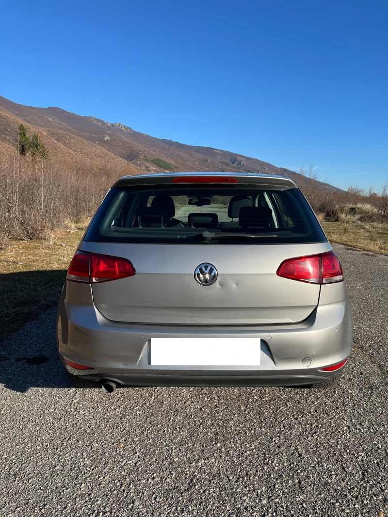 VW Golf 1.6 TDI, снимка 3 - Автомобили и джипове - 48092516