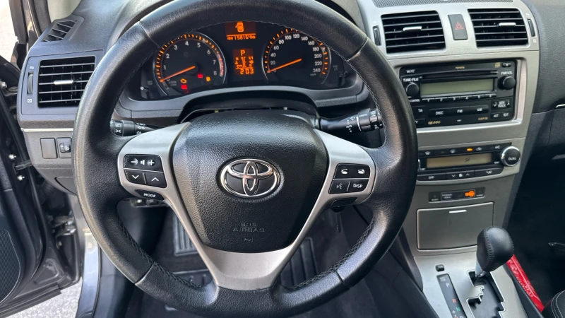 Toyota Avensis, снимка 13 - Автомобили и джипове - 47621667